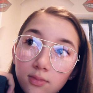 Meet your Posher, Helena